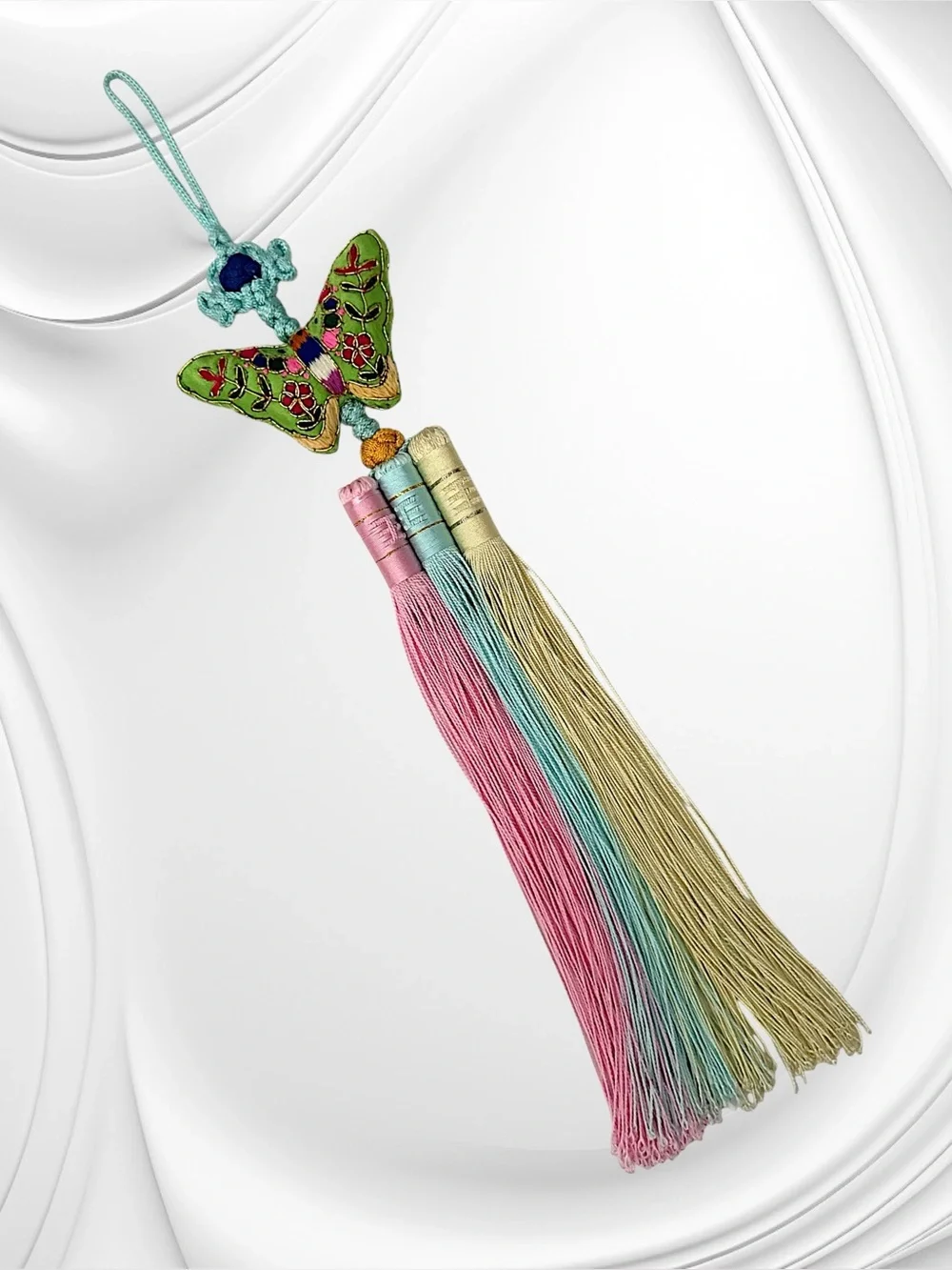 Silk Korean Norigae Tassel - Picture 4 of 4